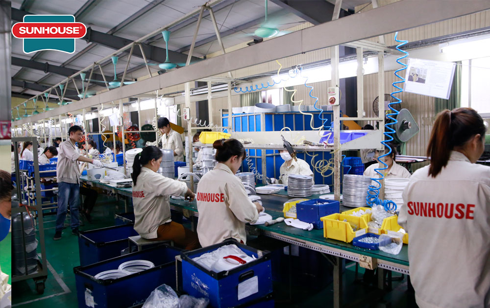 Hoạt động sản xuất và lắp ráp nồi cơm điện tại nhà máy SUNHOUSE Việt Nam 003