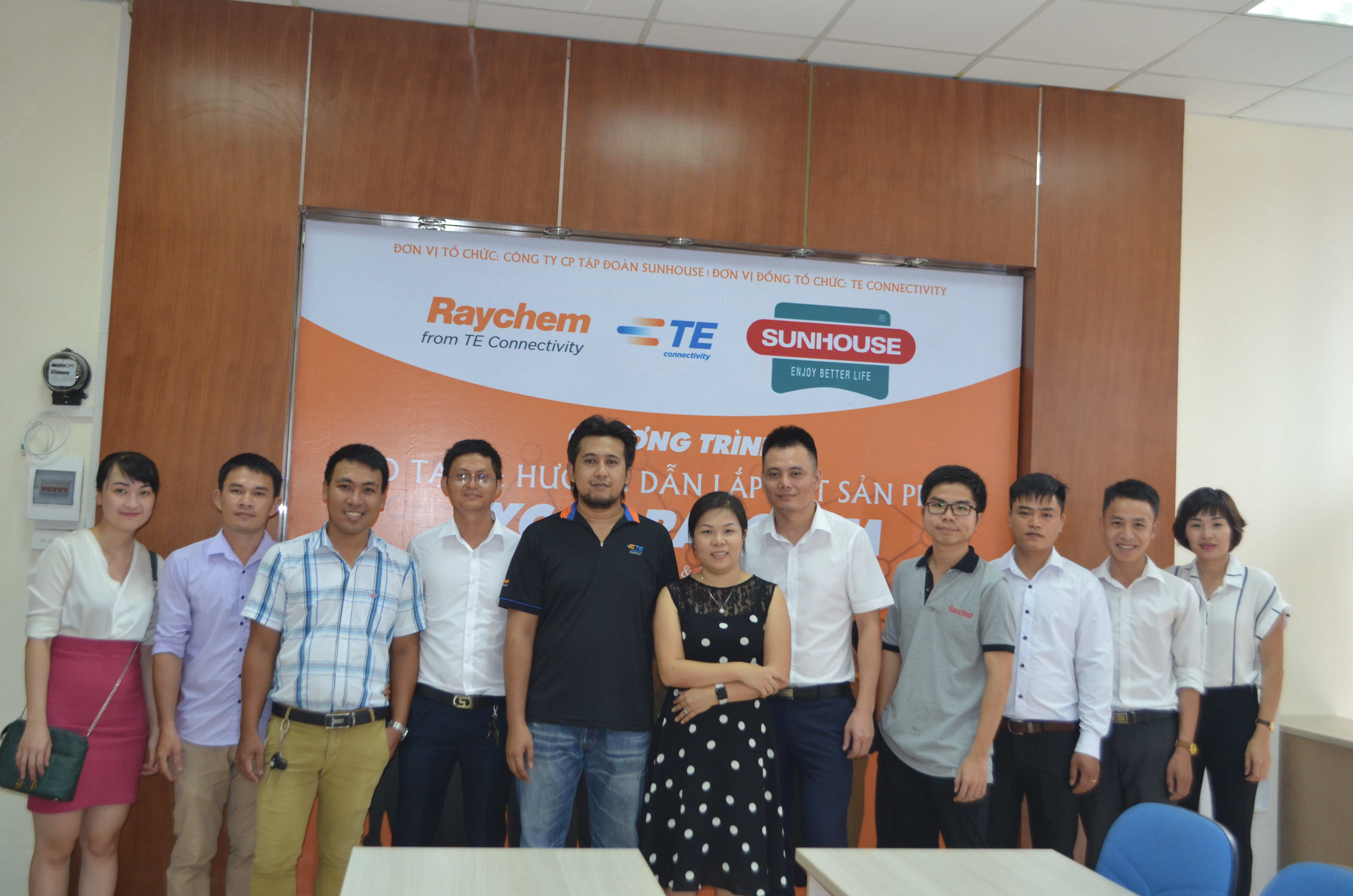 Apex phối hợp cùng Tyco Electronics Raychem tổ chức thành công buổi đào tạo cho các đối tác chiến lược 3
