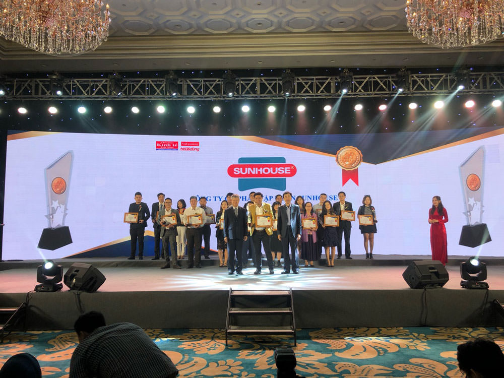 Tập đoàn SUNHOUSE tiếp tục khẳng định uy tín thương hiệu với giải thưởng “Tin & Dùng Việt Nam” năm 2018 001