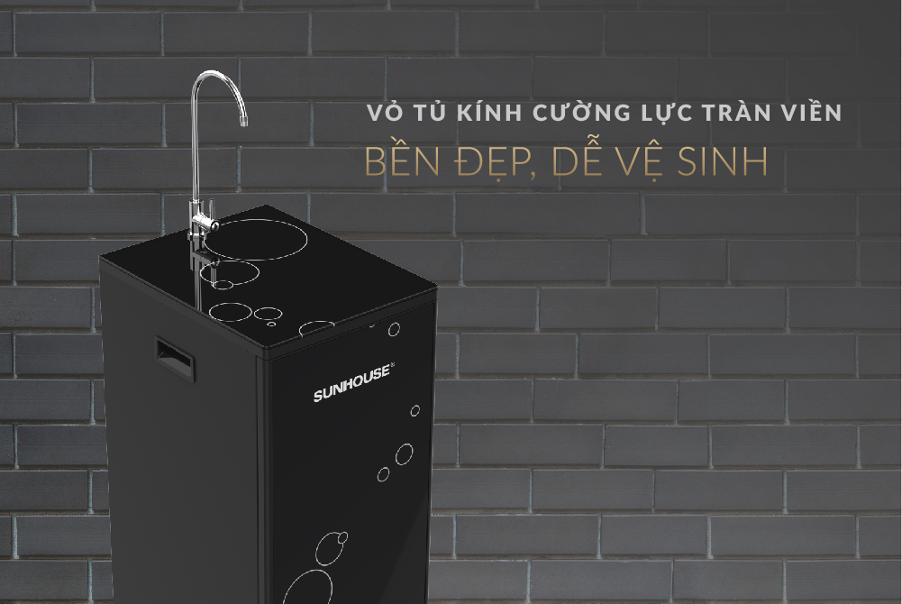 Máy lọc nước có phần vỏ làm từ kính cường lực