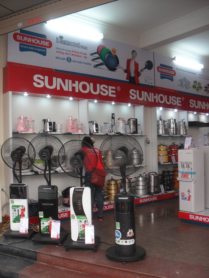 Brandshop Sunhouse “Khai trương giá sốc – Cơn lốc quà tặng” 4