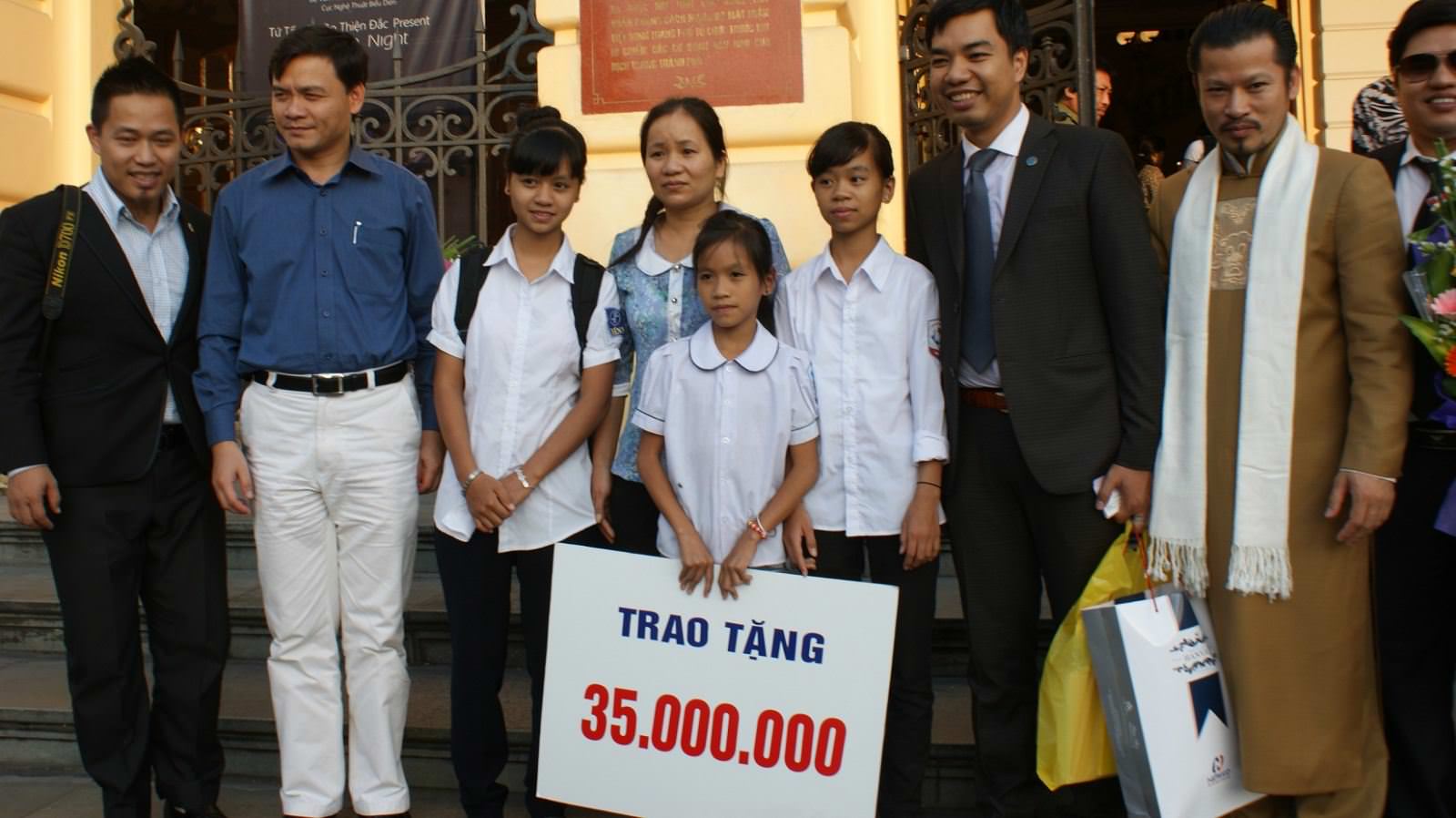 Chủ tịch Nguyễn Xuân Phú vinh dự nhận giải Doanh nhân xuất sắc” trong lễ trao giải “Doanh nhân- Nghiệp và đời” 6