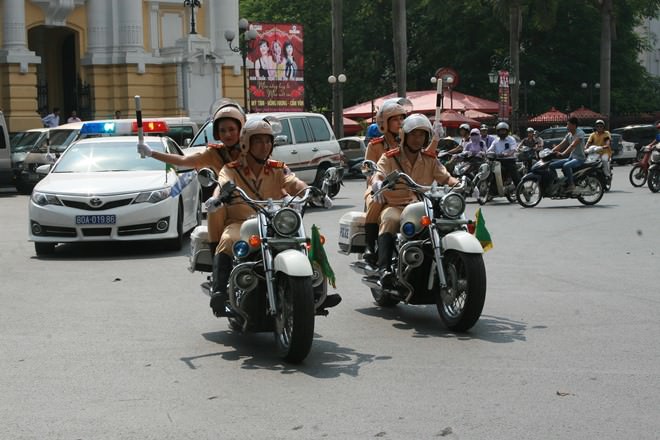 Hà Nội cấm 30 tuyến đường bảo đảm an ninh cho đoàn xe hộ tống tổng thống Obama 1