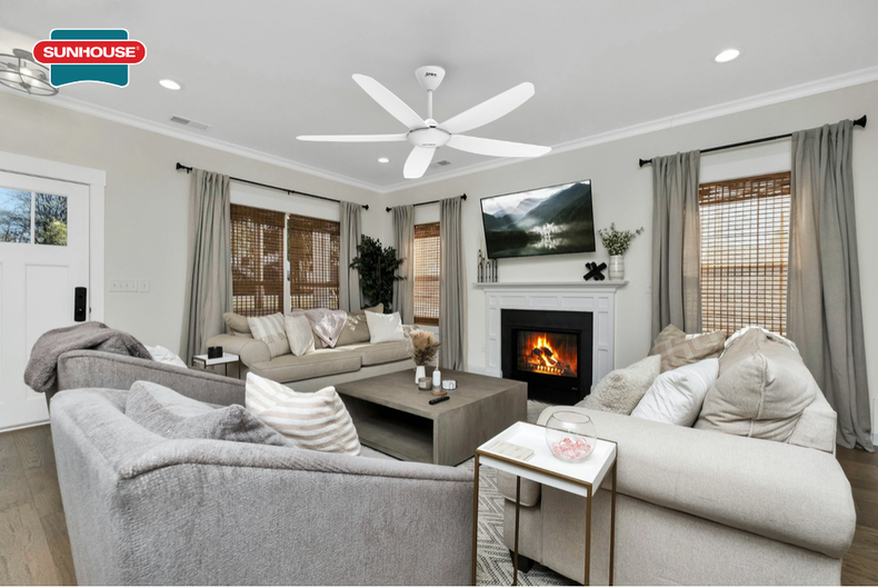 Quạt 5 cánh tạo cảm giác mát dịu, êm và bao phủ hơn