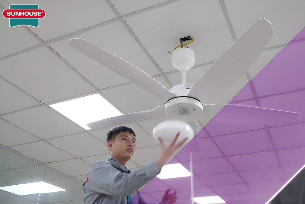 SUNHOUSE cung cấp dịch vụ hỗ trợ lắp đặt tại nhà trên toàn quốc, đảm bảo an toàn, đúng kỹ thuật