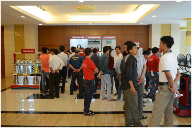 Sunhouse tổ chức hội nghị khách hàng 2013 tại Thái Bình 1