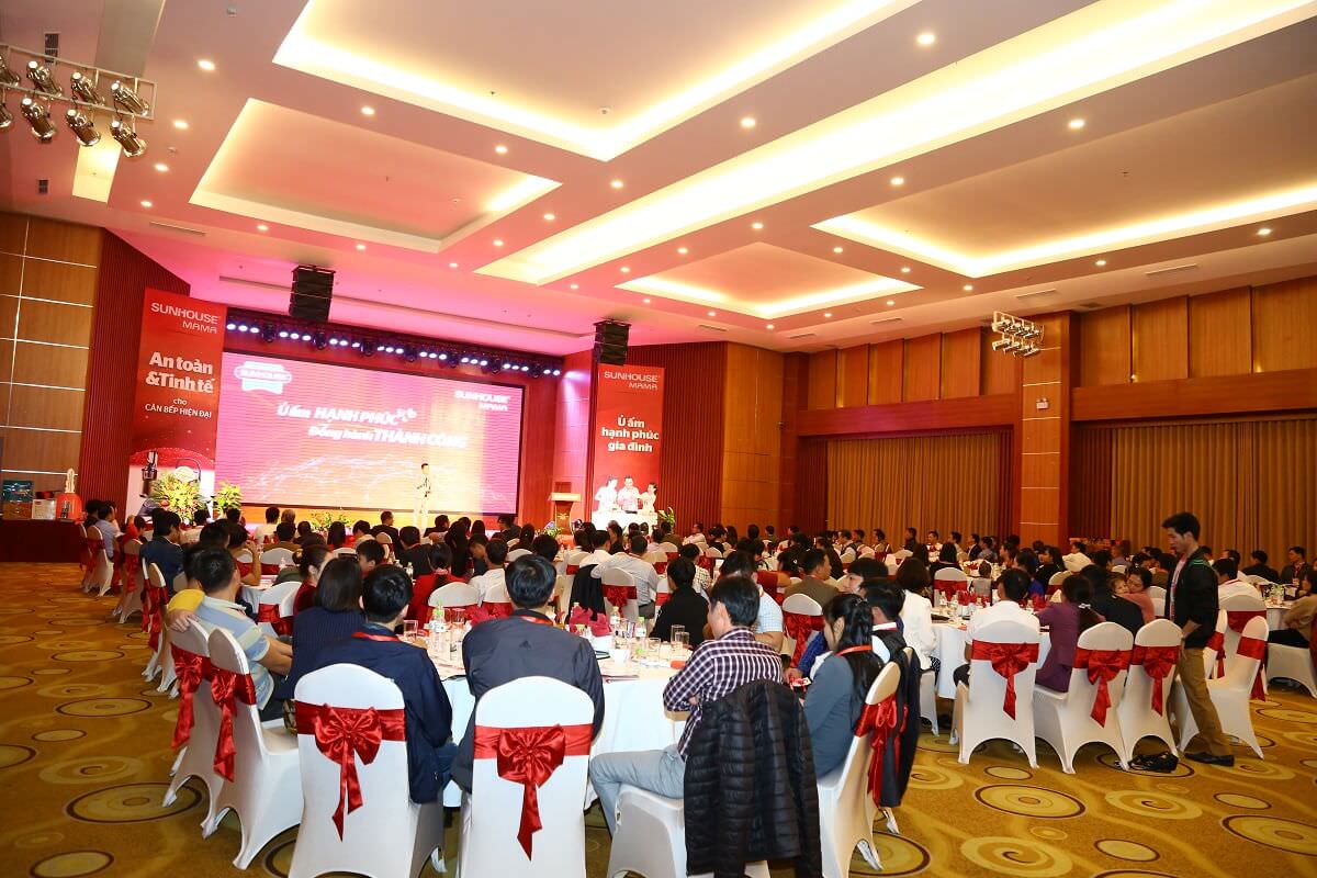 SUNHOUSE tổ chức thành công hội nghị khách hàng 2018 tại Hà Nam, Vĩnh Phúc và Tuyên Quang – Sẵn sàng tâm thế chinh phục với nhãn hàng mới SUNHOUSE MAMA 002