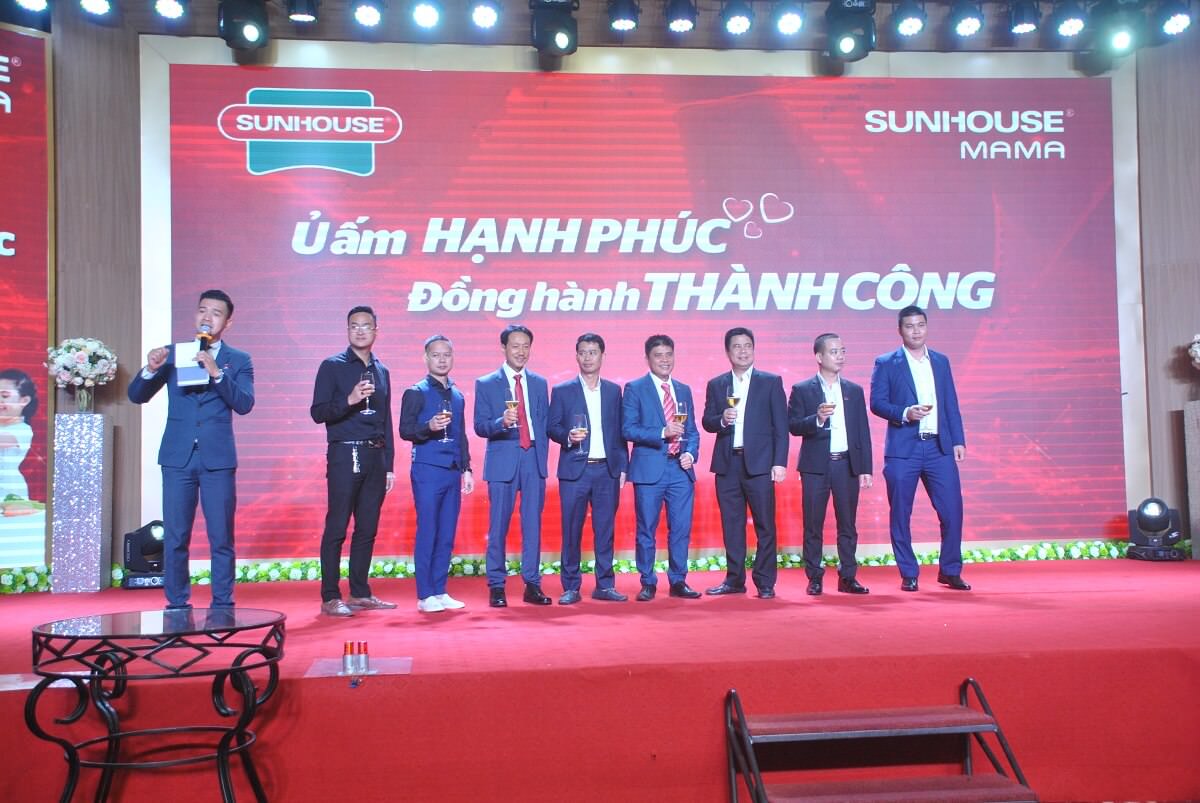 SUNHOUSE tổ chức thành công hội nghị khách hàng 2018 tại Hà Nam, Vĩnh Phúc và Tuyên Quang – Sẵn sàng tâm thế chinh phục với nhãn hàng mới SUNHOUSE MAMA 004