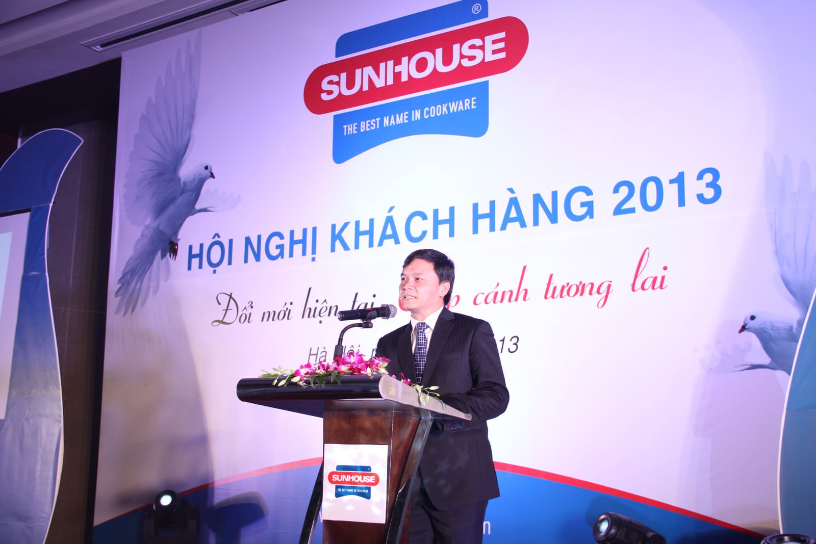 Tập đoàn Sunhouse tổ chức Hội nghị khách hàng- công bố Đại sứ thương hiệu 1