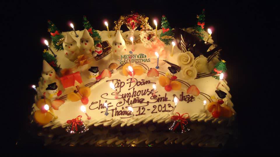 Tập đoàn Sunhouse tổ chức Noel 2013 và sinh nhật cho CBNV có ngày sinh trong tháng 12