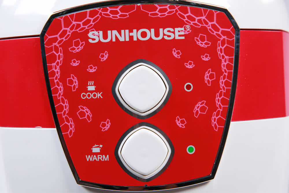 Nồi cơm điện 2L SUNHOUSE MAMA SHD8620 trắng đỏ 007