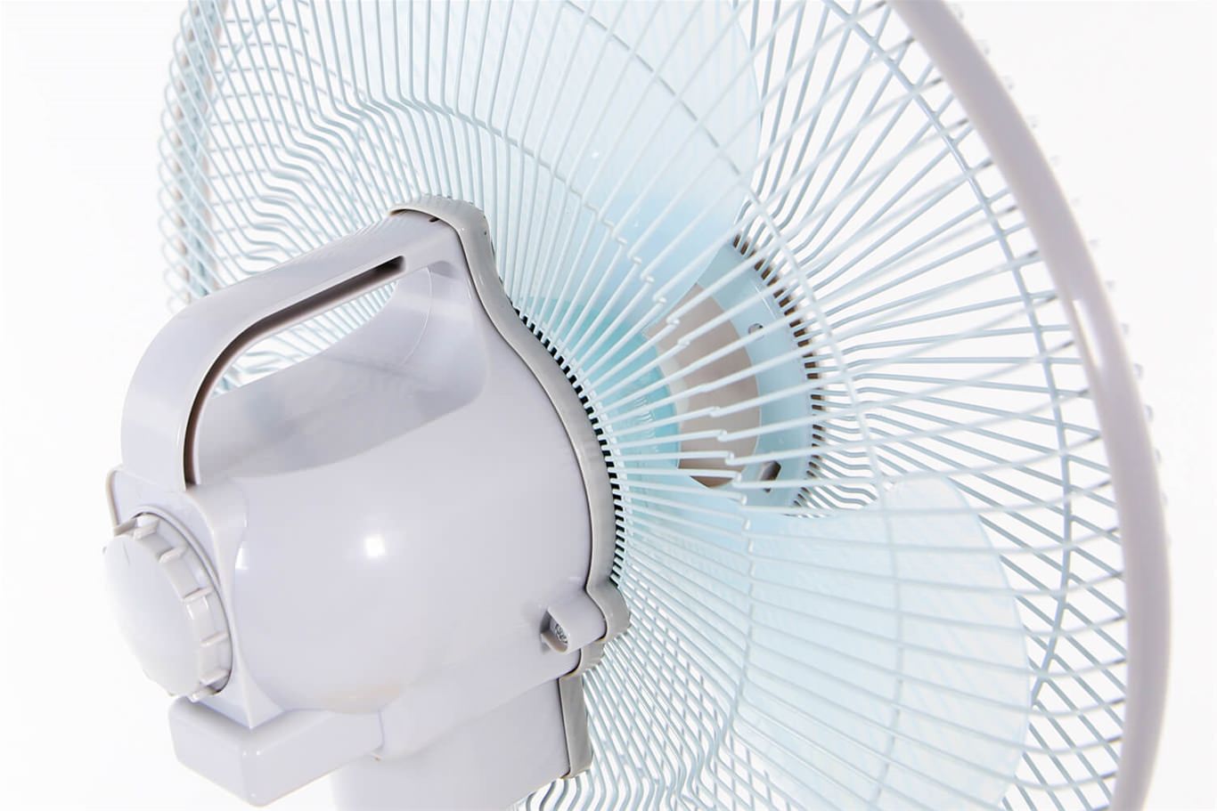 Quạt tích điện SUNHOUSE SH712 004