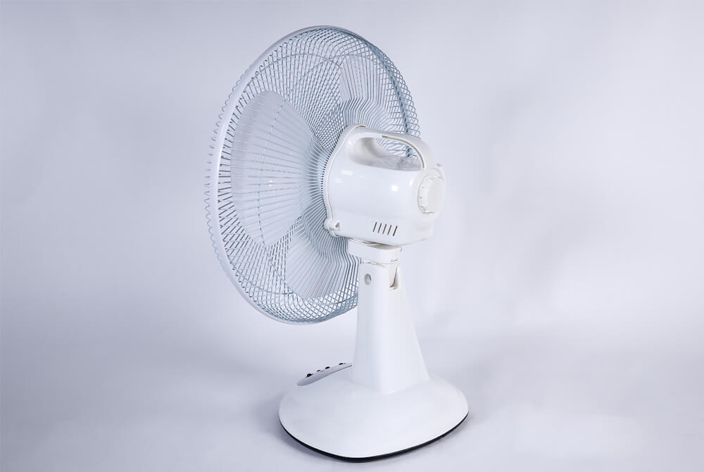 Quạt tích điện SUNHOUSE SH722 002