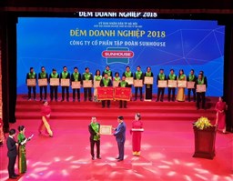 SUNHOUSE vinh dự được nhận nhiều bằng khen cao quý của UBND TP Hà Nội trong “Đêm doanh nghiệp 2018”