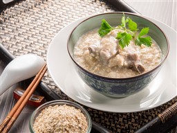 2 cách nấu cháo móng giò bằng nồi cơm điện mềm nhừ - hấp dẫn