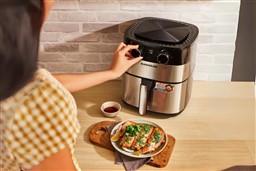 Làm gà nướng muối ớt bằng nồi chiên không dầu đậm vị - cay the 