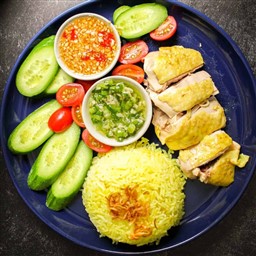 Cách nấu xôi gà bằng nồi cơm điện béo ngậy như ngoài hàng