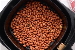 Cách rang lạc bằng nồi chiên không dầu giòn, ngon, béo bùi