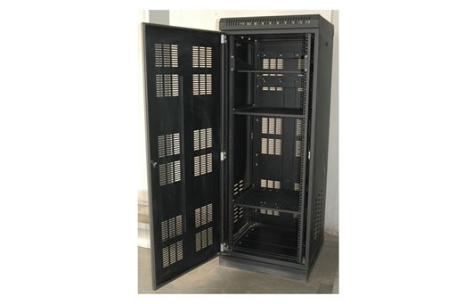 tu-rack-cabinet-003.jpg