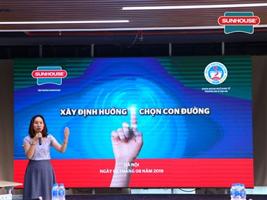 TỌA ĐÀM CHIA SẺ ĐỊNH HƯỚNG NGHỀ NGHIỆP: XÂY ĐỊNH HƯỚNG, CHỌN CON ĐƯỜNG